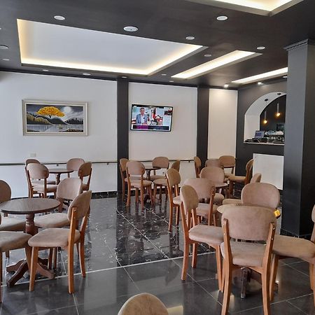 Golden Sleep Hostel Shkodër Eksteriør billede