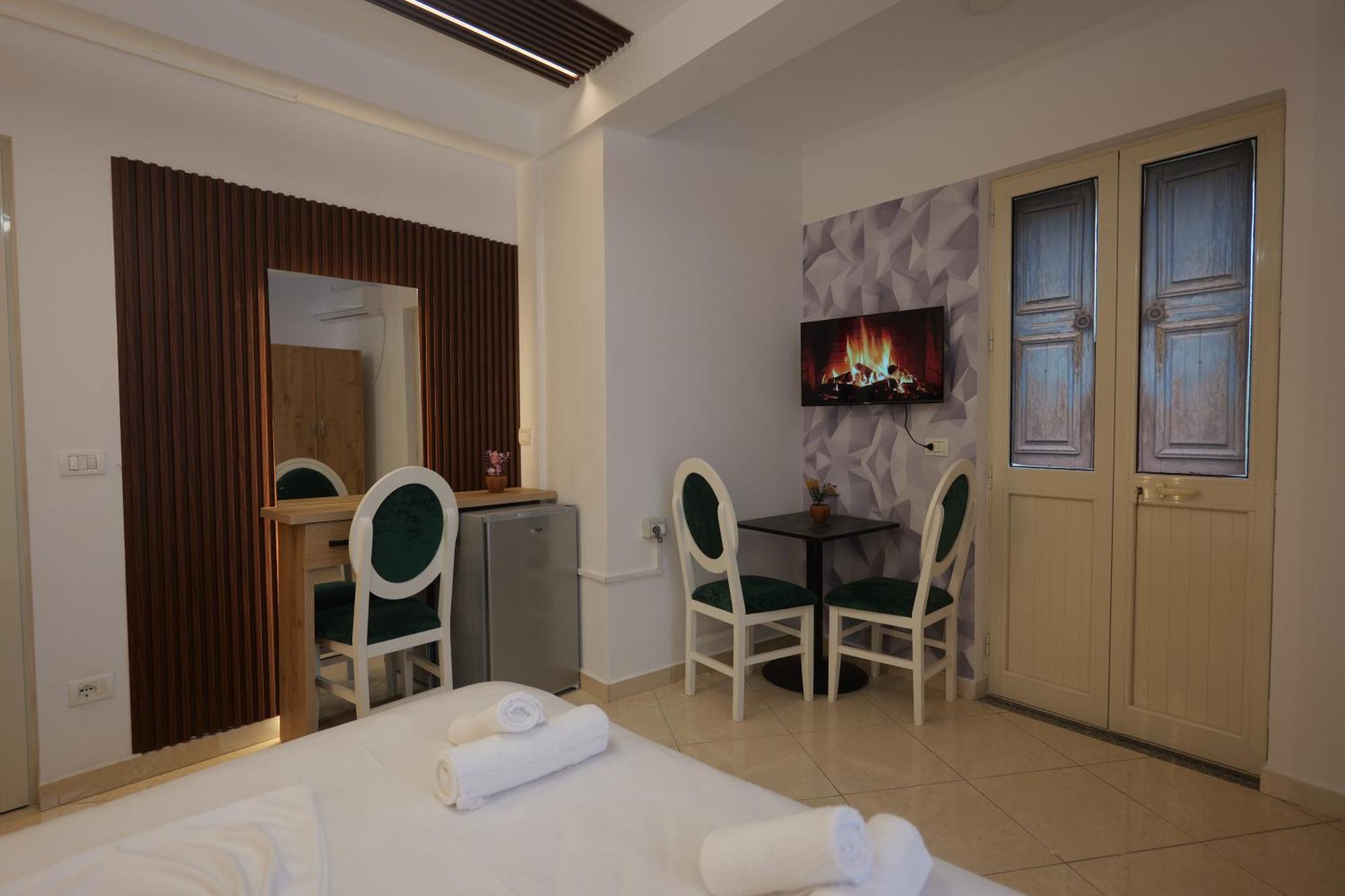 Golden Sleep Hostel Shkodër Eksteriør billede