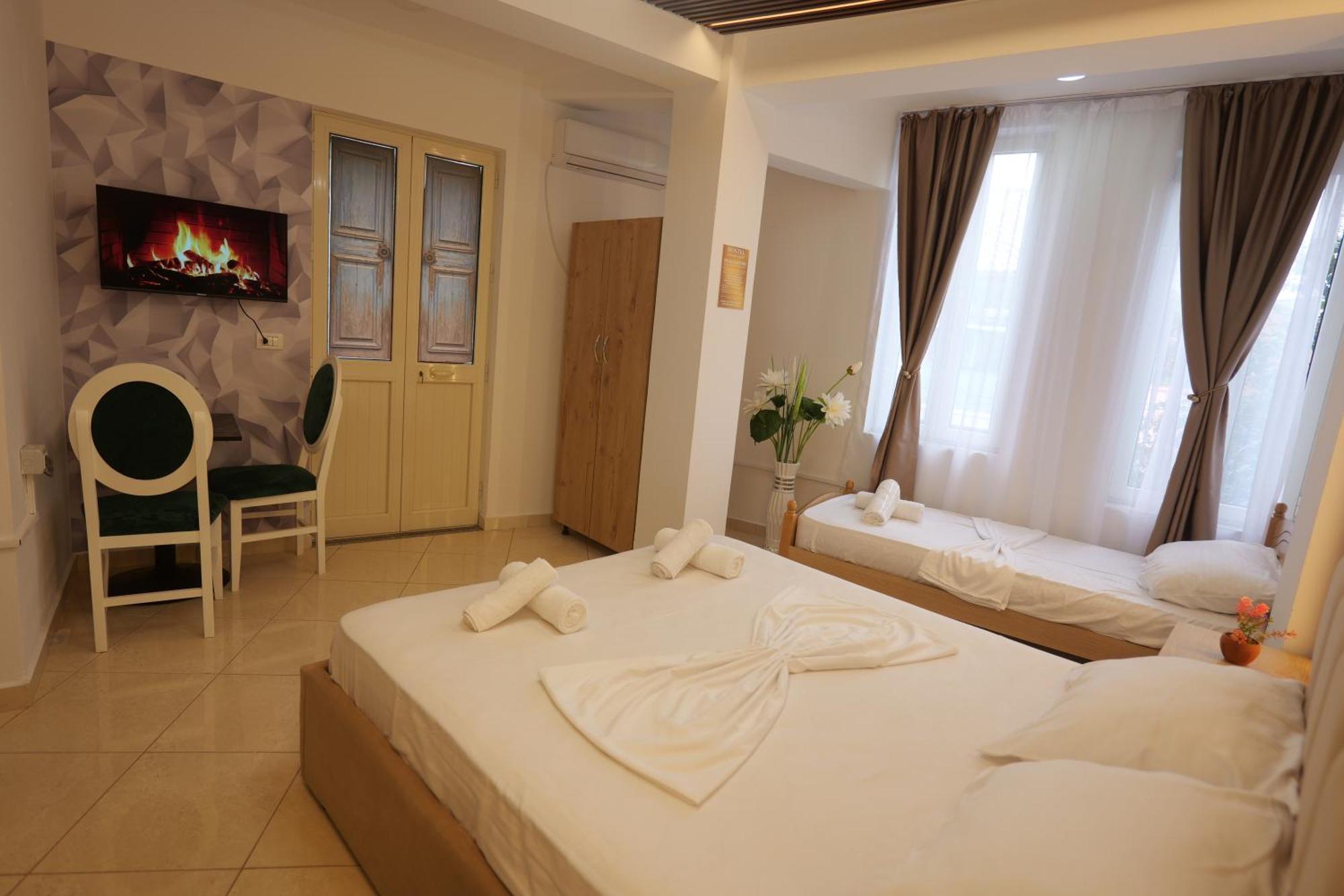 Golden Sleep Hostel Shkodër Eksteriør billede